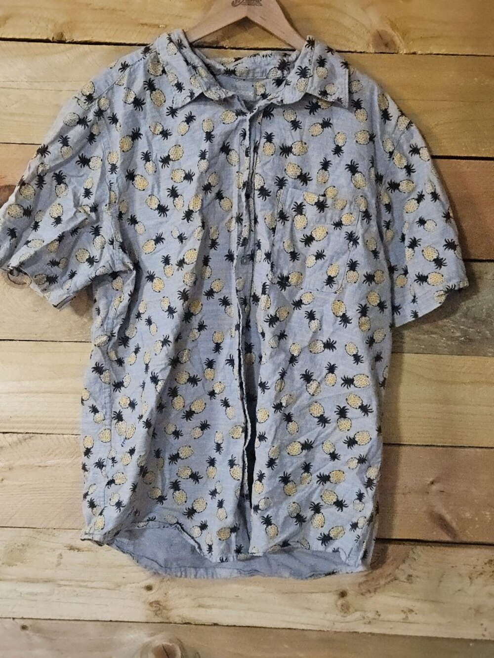 Falls Creek Pineapple Buttoned Shirt